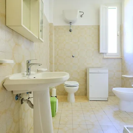 Apartamento Mare Etrusco 5 *